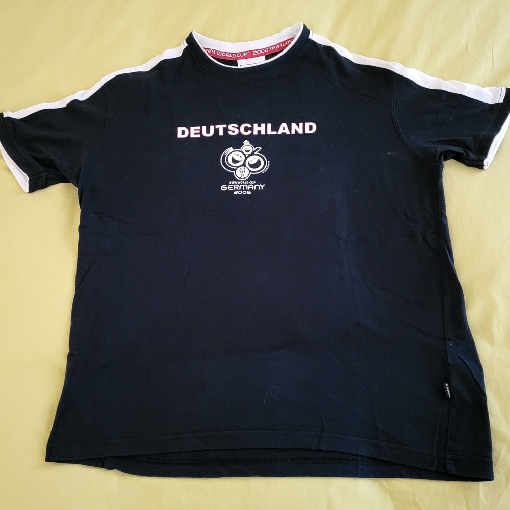 Official FIFA 2006 World CUP Deutschland Black T-Shirt-MEDIUM